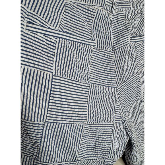 L.L. Bean Women’s Blue & White Seersucker Patchwork Shorts Nautical Preppy 10 - Picture 7 of 7